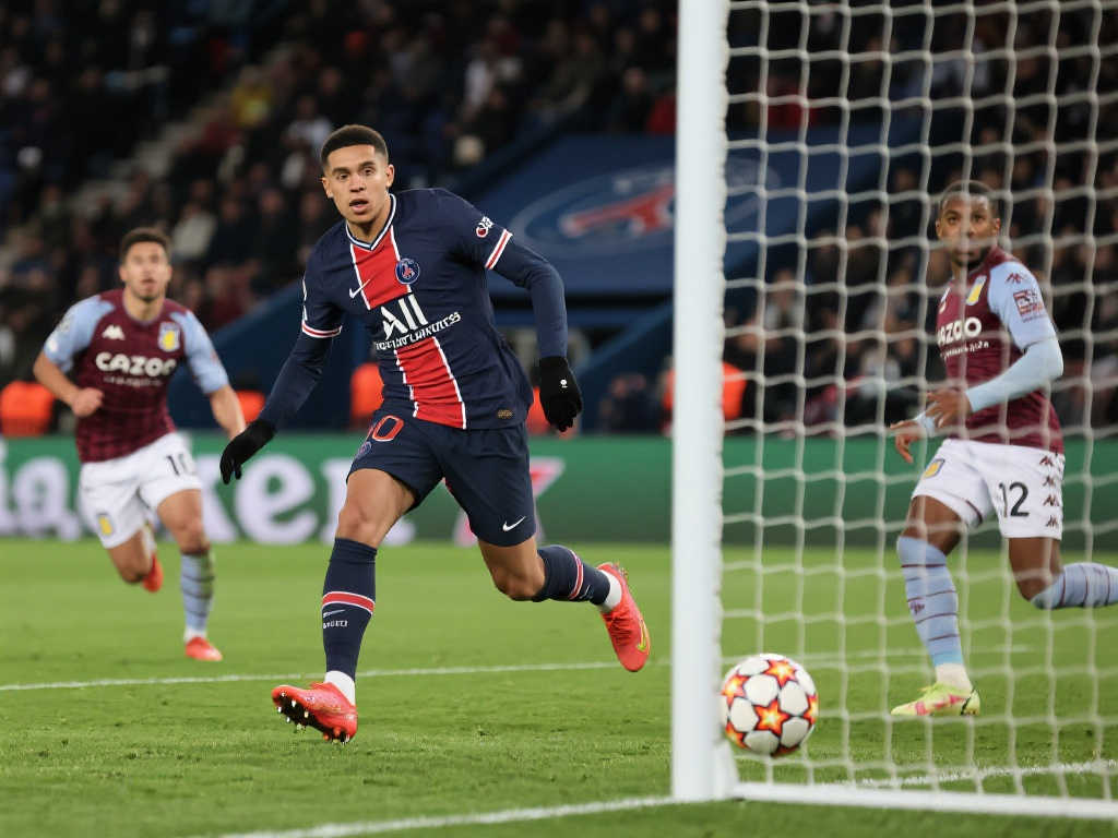 迷關注的焦 迷關注的焦